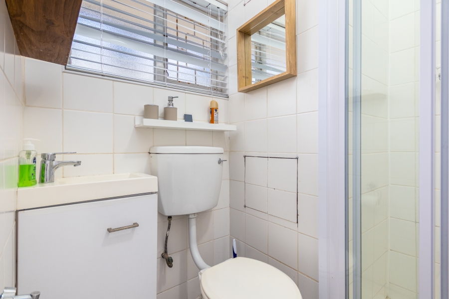 0 Bedroom Property for Sale in Sea Point Western Cape